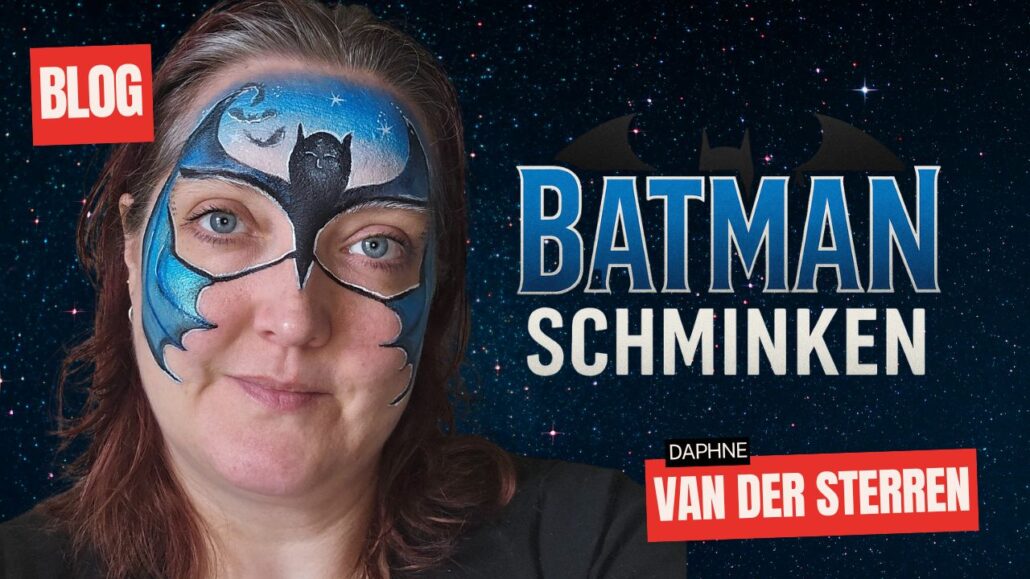 Batman schminken voorbeeld met blauwe vleugels en nachtelijke achtergrond, geschminkt door Daphne van der Sterren – verkrijgbaar bij SchminkenGrime.nl