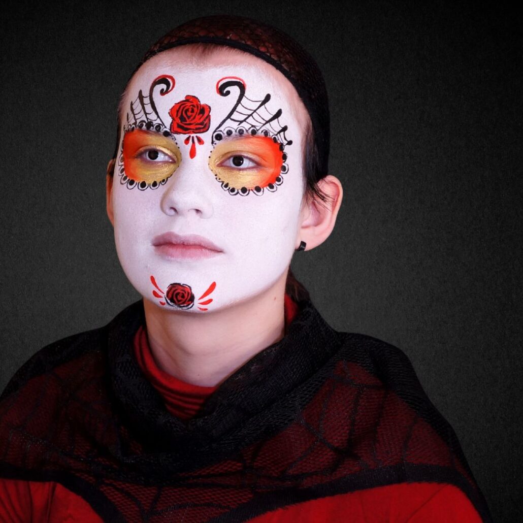 Oogkassen omrand met stippen bij Day of the Dead schmink, verkrijgbaar bij SchminkenGrime.nl