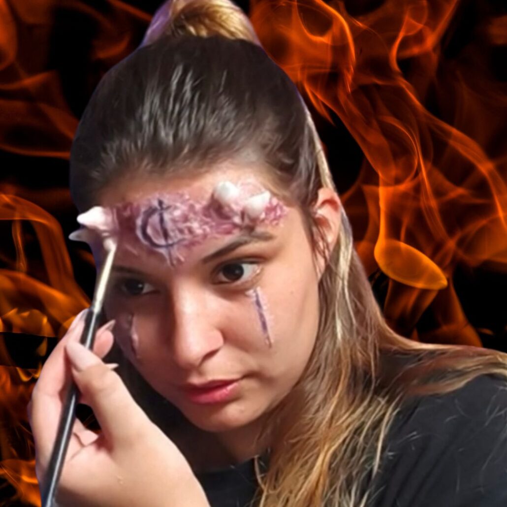 demoon make-up look kleuren en schaduwen aanbrengen, verkrijgbaar bij SchminkenGrime.nl