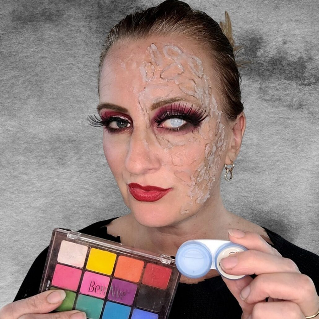Sculpt Gel laten drogen en make-up en kleurlens aanbrengen voor freddy krueger schmink, verkrijgbaar bij SchminkenGrime.nl