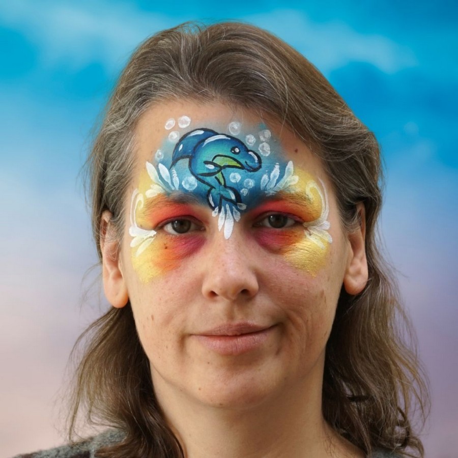 Eindresultaat dolfijn kinder schmink met dolfijn, water en bubbels, verkrijgbaar bij SchminkenGrime.nl