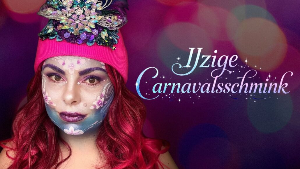 IJzige carnavalsschmink met blauwe en paarse tinten, bloemen en opvallende hoofddeco, feestelijk meiden schminkvoorbeeld, verkrijgbaar bij SchminkenGrime.nl