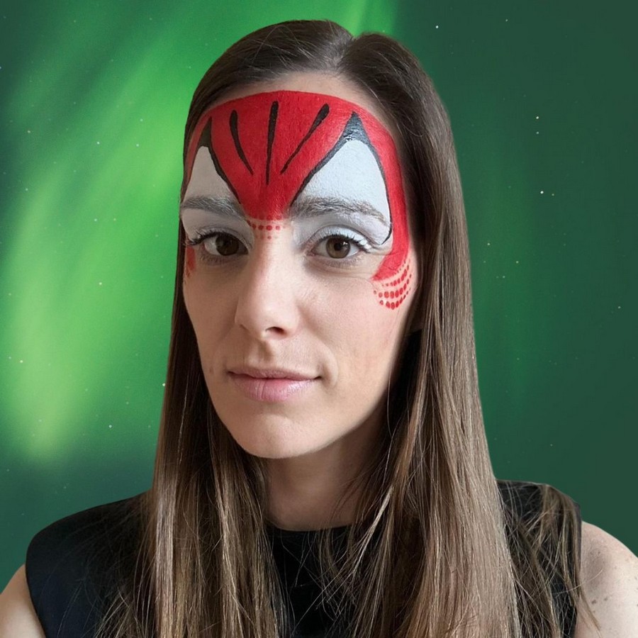 zwarte lijnen rond ogen spiderman schminken druppelvorm omlijning verkrijgbaar bij SchminkenGrime.nl