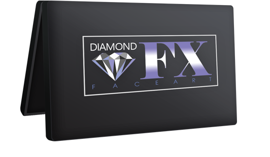 Diamond FX schminkcase voor het veilig en overzichtelijk opbergen van schminkproducten, ideaal voor facepainters en grimeurs, verkrijgbaar bij SchminkenGrime.nl