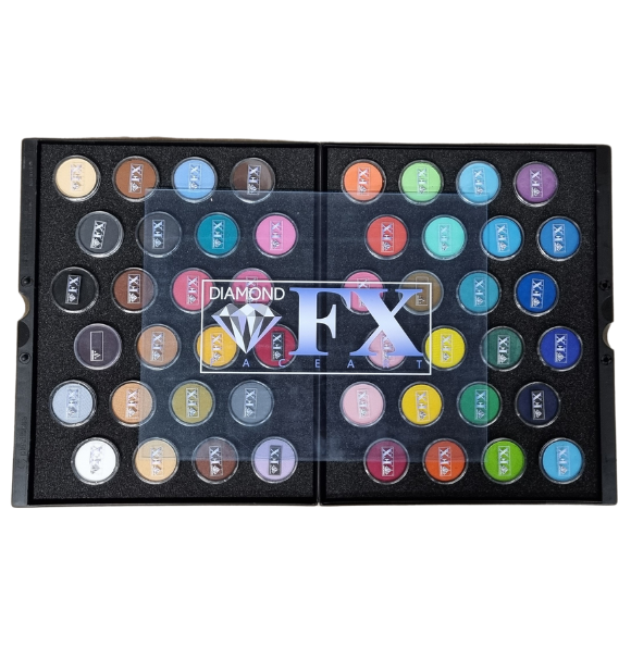 Diamond FX 48 kleuren schminkpalet Essential 10g, verkrijgbaar bij SchminkenGrime.nl Professioneel Diamond FX schminkpalet met 48 kleuren van elk 10 gram, ideaal voor allround schminkdesigns, verkrijgbaar bij SchminkenGrime.nl
