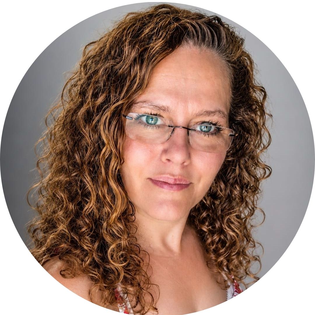 Linda Gloudemans, Maskenbildnerin und Gründerin von SchminkenGrime.nl und der FBFX Academy