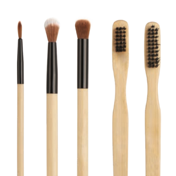 Ben Nye penselen voor grime en FX werk, verkrijgbaar bij SchminkenGrime.nl Ben Nye penselen speciaal voor grime en special effects make-up, ontworpen voor precisiewerk met crèmeproducten, latex en bloed, verkrijgbaar bij SchminkenGrime.nl