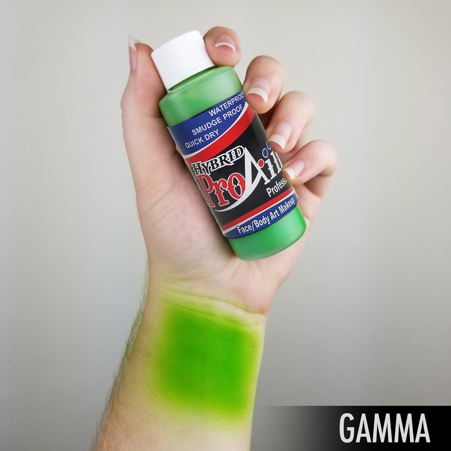 ProAiir Hybrid Gamma arm swatch, felle uv groene watervaste airbrush schmink, perfect voor festivals of SFX, verkrijgbaar bij SchminkenGrime.nl