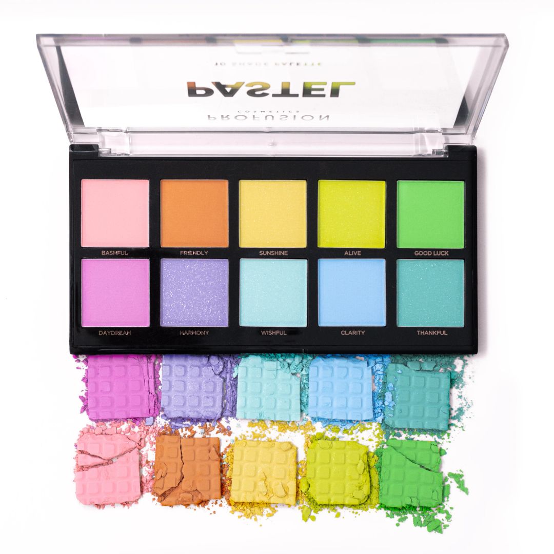 Profusion oogschaduwpalet met zachte pastelkleuren, perfect voor lichte, frisse ooglooks en creatieve make-upstijlen, verkrijgbaar bij SchminkenGrime.nl