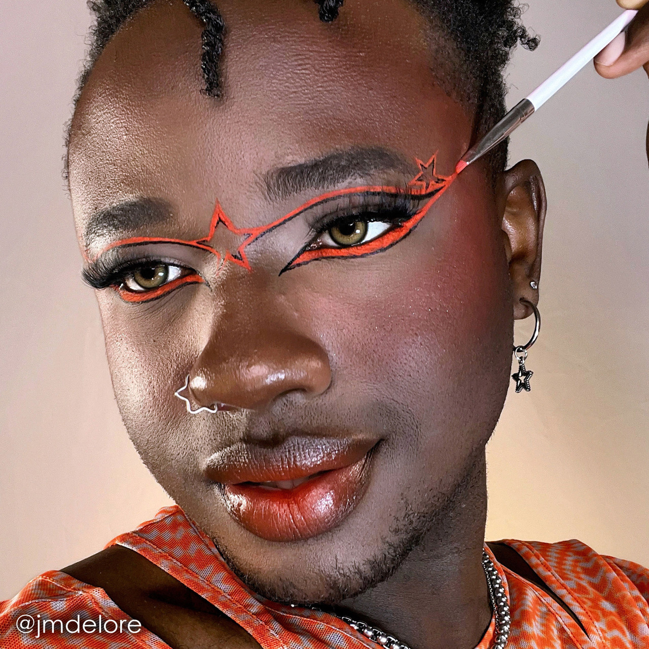 Make-up inspiratie met Mehron StarBlend Orange – SchminkenGrime.nl Artistieke make-up look met Mehron StarBlend Orange door @jmdelore