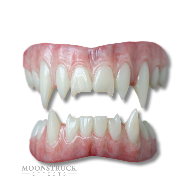 Moonstruck Effects Wyndigu Teeth, scherpe en vervormde neptanden met angstaanjagende look, ideaal voor horrorfiguren, monsters en special effects make-up, verkrijgbaar bij SchminkenGrime.nl