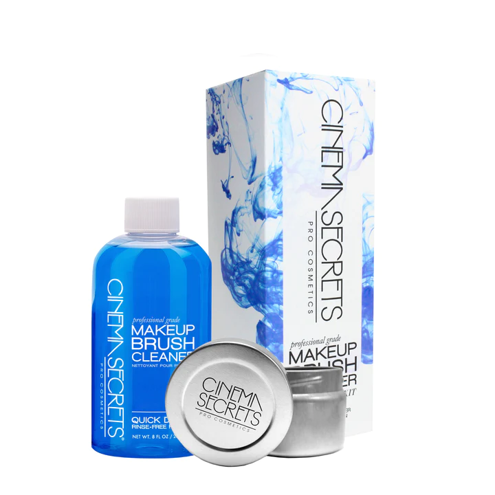 Cinema Secrets Make-up Brush Cleaner 237ml inclusief Cleansing Tin, professionele set voor snelle en grondige reiniging van penselen, ideaal voor grime en visagie, verkrijgbaar bij SchminkenGrime.nl
