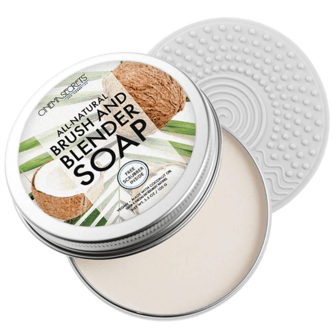 Cinema Secrets All-Natural Vegan Cocos Brush & Blender Soap, vaste zeep met kokosgeur voor het grondig reinigen van penselen en make-up blenders, 100% vegan, verkrijgbaar bij SchminkenGrime.nl