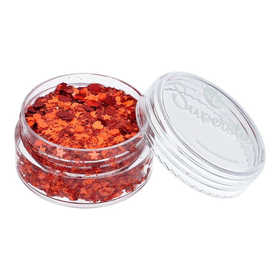 Superstar Chunky Glitter Cream Orange Red Kielegat aangebracht voor carnavalslook, verkrijgbaar bij SchminkenGrime.nl